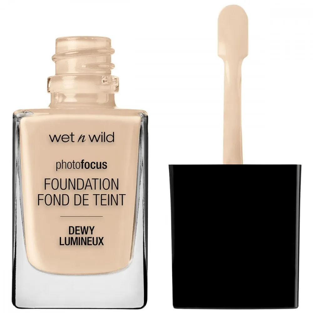 wet n wild Photo Focus Foundation Dewy - Soft Beige