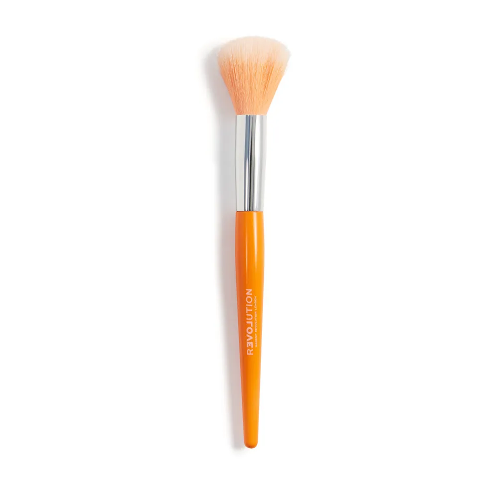 Relove by Revolution Brush Queen - Buffing Brush